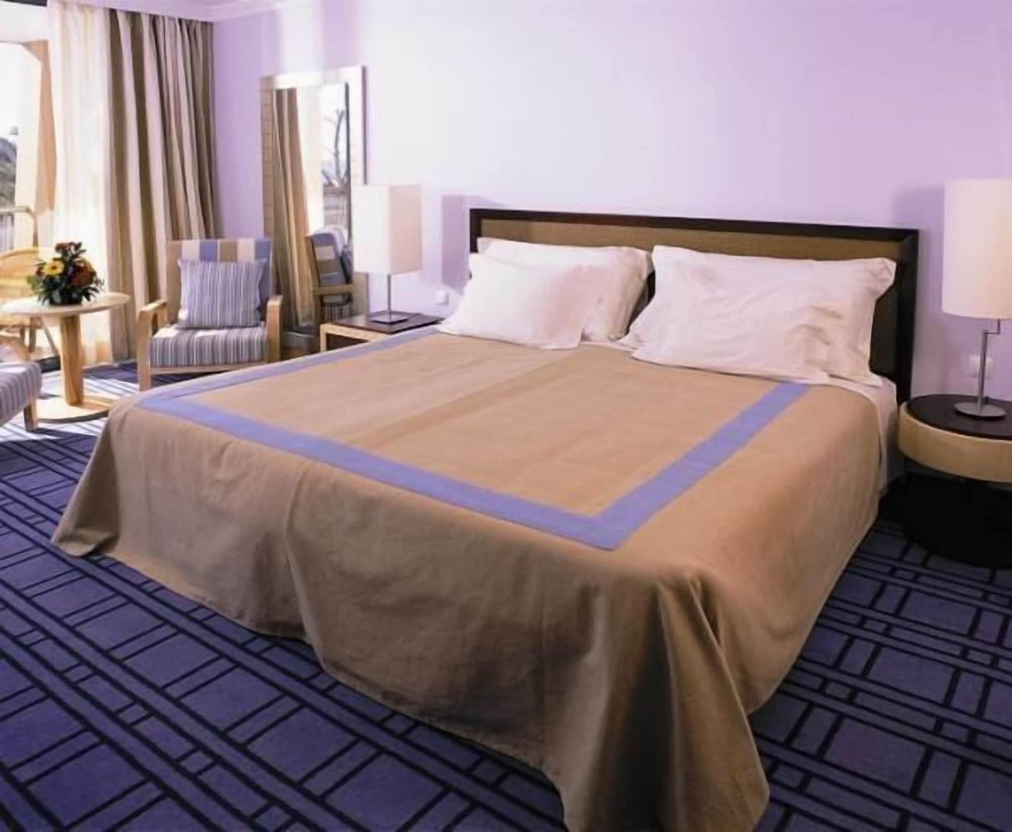 เปสทาน่า ออลวอร์ พาร์ค โฮเต็ล อพาร์ทาเม็นโต Aparthotel อัลวอร์ ภายนอก รูปภาพ