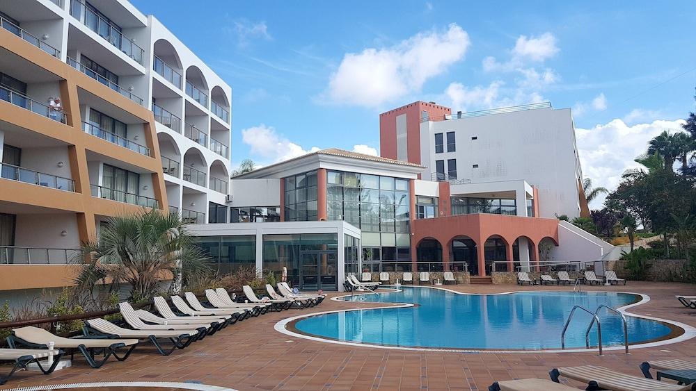 เปสทาน่า ออลวอร์ พาร์ค โฮเต็ล อพาร์ทาเม็นโต Aparthotel อัลวอร์ ภายนอก รูปภาพ